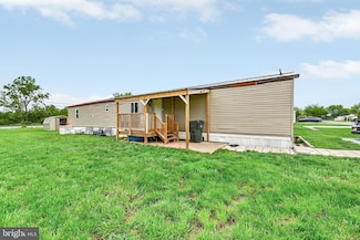 97 Sherrill Dr, New Oxford, PA 17350