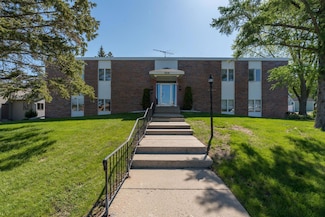 529 Spring St Unit 4, Kenyon, MN 55946