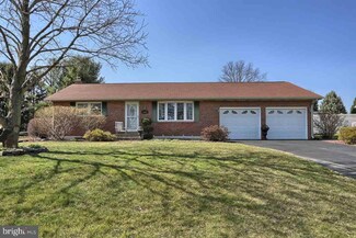 143 Schoolhouse Rd, Palmyra, PA 17078