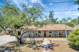 4030 Worcester Rd, Sarasota, FL 34231