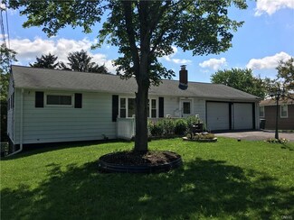 120 Terrace Cir, Syracuse, NY 13214