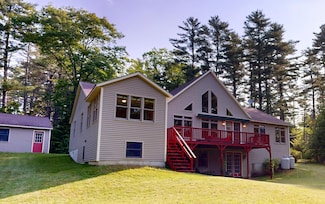 15 High Pine Ln, Gardiner, ME 04345