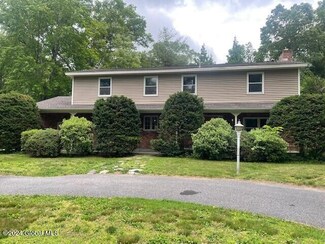 312 W Highland Dr, Schenectady, NY 12303