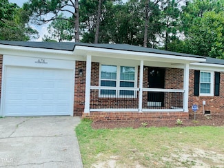 674 Walker St, Fayetteville, NC 28311