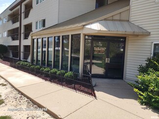 2701 W Willowlake Dr Unit 69, Peoria, IL 61614