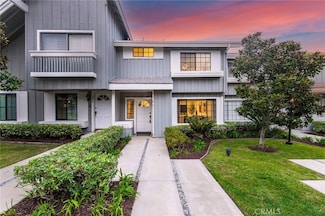 326 Regatta Way, Seal Beach, CA 90740