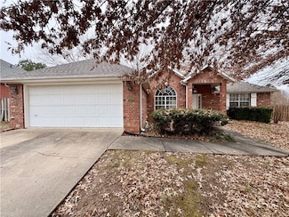 2609 Drexelwood Dr, Springdale, AR 72762