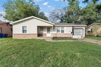 2431 S 26th St, Waco, TX 76706