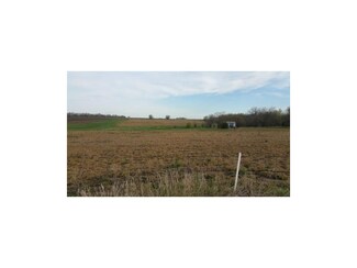 4211 Sand Creek Rd, Wellsville, KS 66092