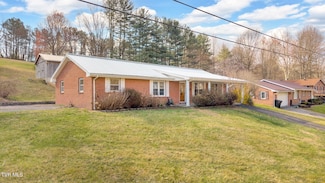 352 Deck Valley Ln, Bristol, TN 37620