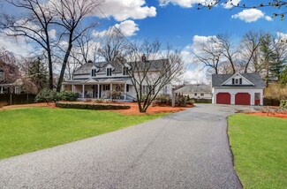 16 Spring St, Wakefield, MA 01880