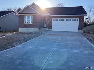 350 N Thomas St, de Soto, MO 63020