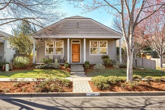 438 Clinton St, Ashland, OR 97520