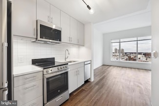 569 N 5th St Unit 331, Philadelphia, PA 19123