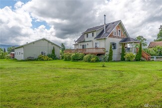 262 State Route 409, Cathlamet, WA 98612