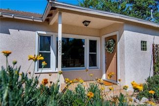 9001 Hillrose St, Sunland, CA 91040