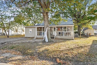 303 N Sawyer St, Pryor, OK 74361