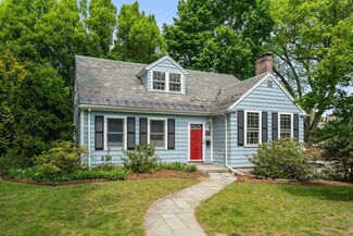 63 Park Ln, Newton Center, MA 02459