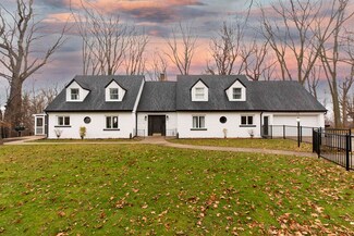 16455 Summit Ridge Rd, Mishawaka, IN 46544