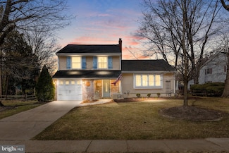823 Waterford Dr, Delran, NJ 08075