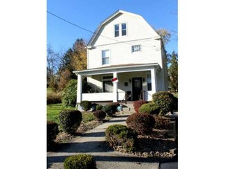 1814 W 11th St, Beaver Falls, PA 15010