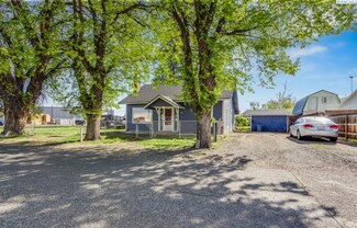 916 Lillian St, Prosser, WA 99350