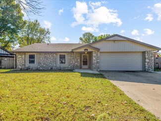 404 Moore Ln, Dewey, OK 74029