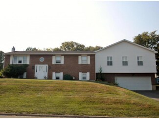 34 Green Meadow Ln, Binghamton, NY 13901