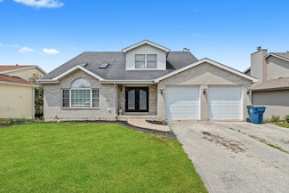 3032 Sandy Ridge Dr, Steger, IL 60475