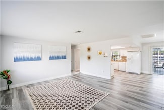 1421 SE 29th Terrace, Cape Coral, FL 33904