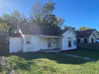 1430 Waweenoc Ave, Dallas, TX 75216