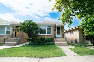 5019 W Carmen Ave, Chicago, IL 60630
