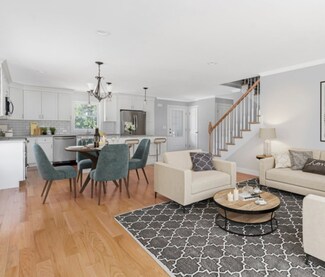 57 Vespia Ln, South Kingstown, RI 02879