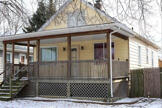 1305 W 142nd St, East Chicago, IN 46312