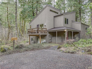 73000 E Village Loop Rd, Rhododendron, OR 97049