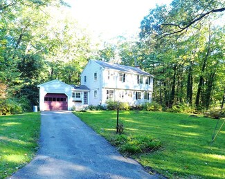 41 Wedgewood Rd, Stow, MA 01775
