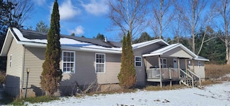 1441 Pleasant Valley Rd, Boyne City, MI 49712