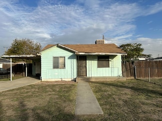 550 S Larkin St, Tulare, CA 93274
