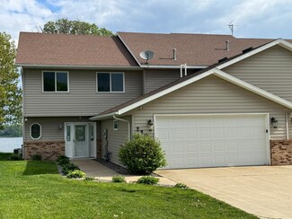 2906 Campus Dr, Albert Lea, MN 56007