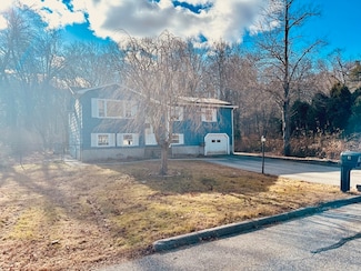 3 Asselin Ave, Webster, MA 01570