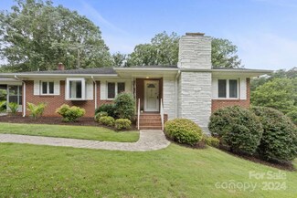 305 E Catawba Dr, Mount Holly, NC 28120