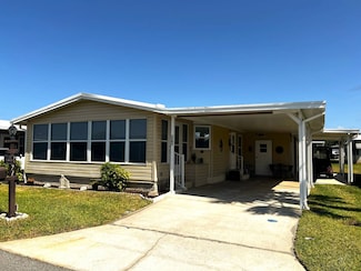 471 Putter Cir, Winter Haven, FL 33881