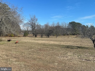 20920 Colton Point Rd, Coltons Point, MD 20626