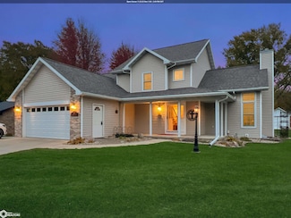 2009 Briardale Dr, Iowa Falls, IA 50126