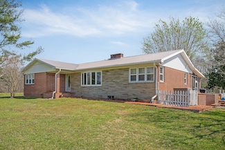 1260 Coconut Ridge Rd, Smithville, TN 37166