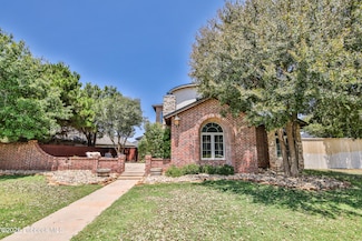 1210 N 15th St, Wolfforth, TX 79382