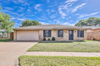 1011 Homestead Dr, Lubbock, TX 79416