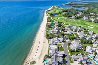 42 Coastline Dr, Mashpee, MA 02649