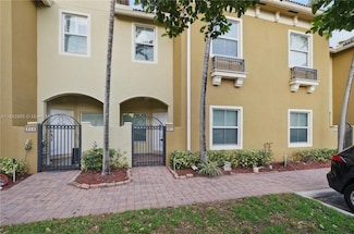 2851 W Prospect Rd Unit 307, Tamarac, FL 33309