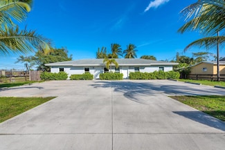 2449 Saranac Ave, West Palm Beach, FL 33409